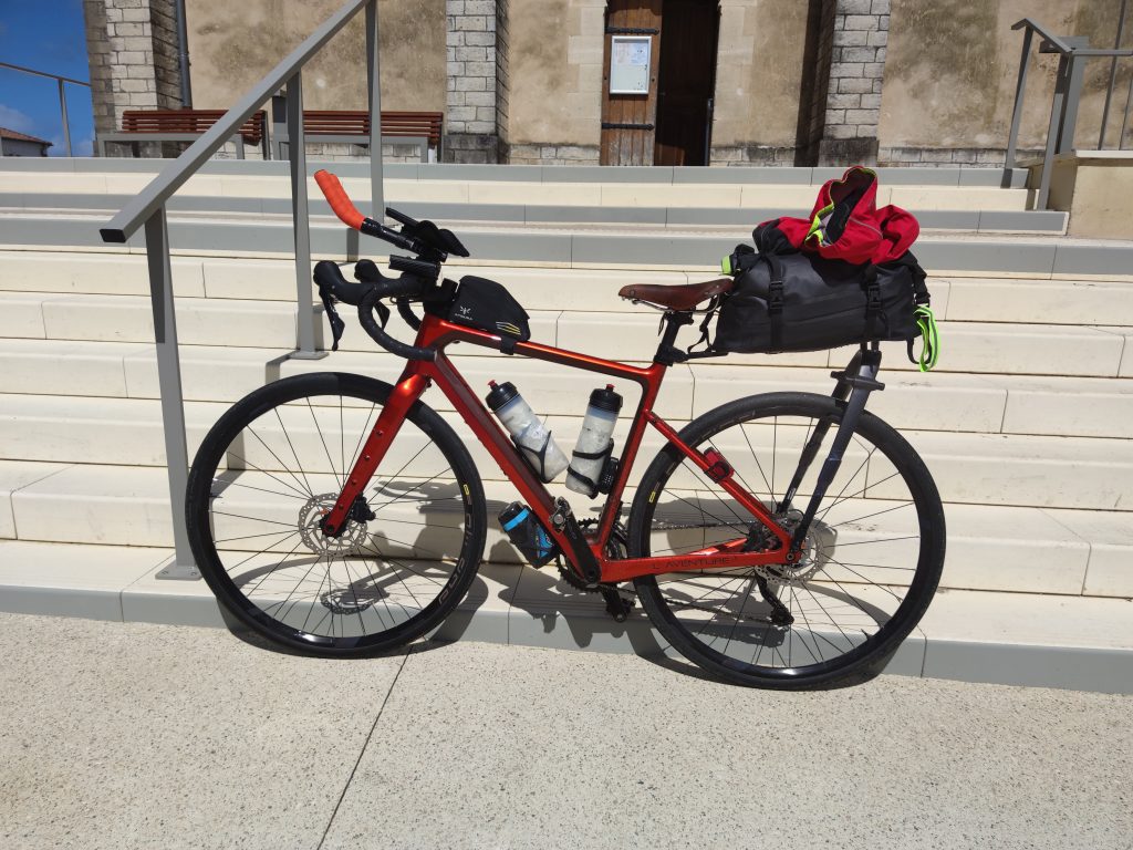 vélo voyage bikepacking chargé